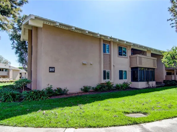 8788 Coral Springs Ct Unit 207F, Huntington Beach, CA 92646