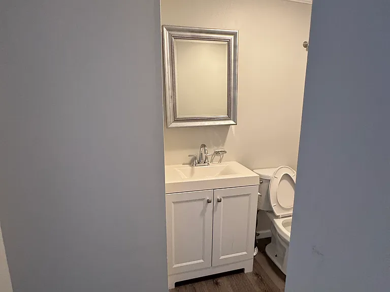 22 Chamberlain St — Photo 16