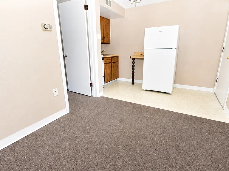243 Moon Clinton Rd — Photo 2