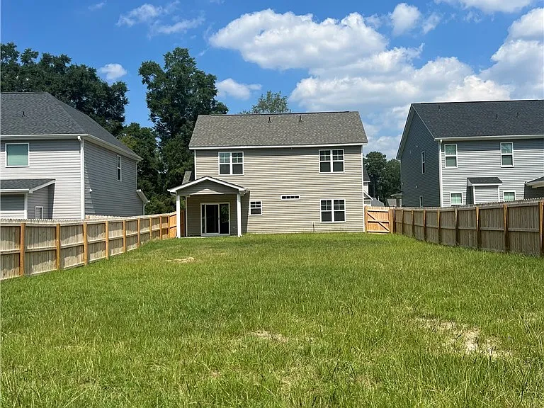 1219 Morgan St — Photo 3