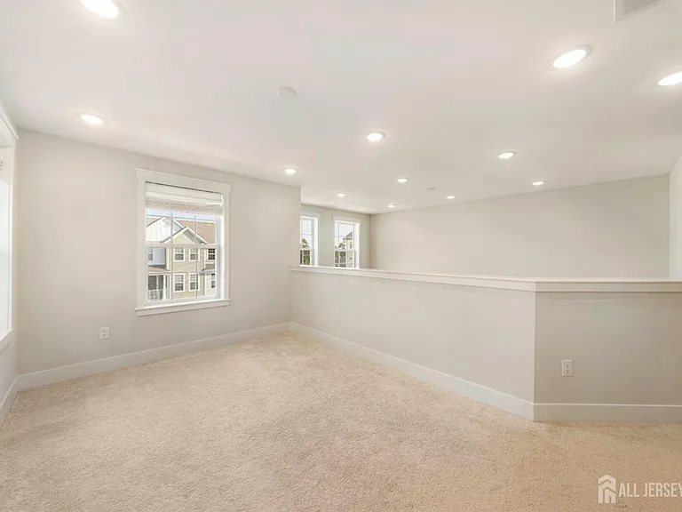 707 Station Rd — Photo 13