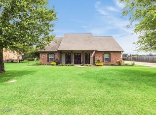 151 Suzanne Dejean Dr, Opelousas, LA 70570