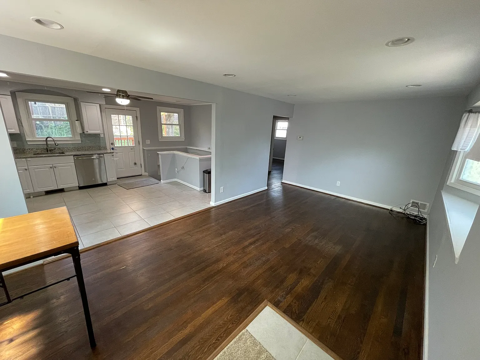 4 bed, 1500 sqft, $3,000 — Photo 4