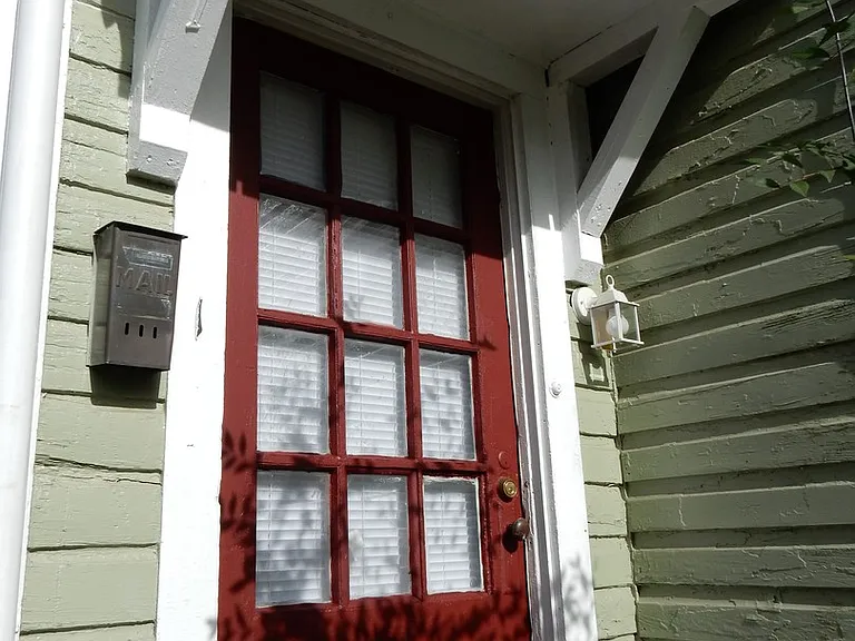 379 Walnut Ave SW — Photo 19