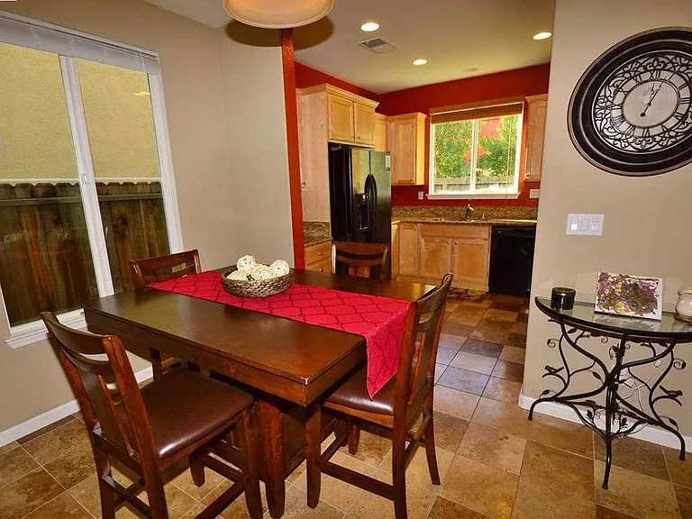 9421 Dunbar Dr — Photo 4