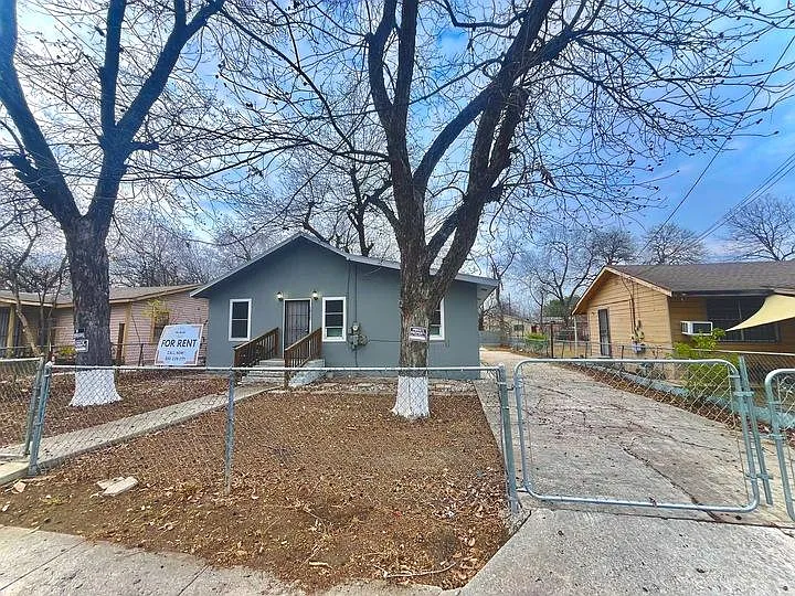 Property Photo - 1217 Keats St