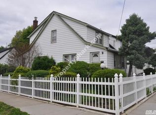 11026 169th St, Jamaica, NY 11433