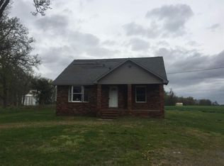 1082 Kirksey Almo Rd, Murray, KY 42071