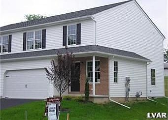 1st image of 652 Walker Dr