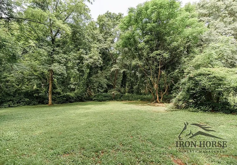 4671 Macon Hwy — Photo 8