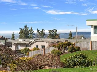 505 Pine St APT 102, Edmonds, WA 98020