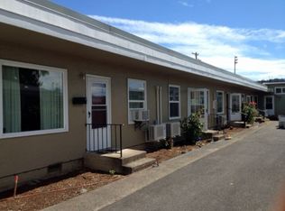 1101 J St APT 8, Springfield, OR 97477