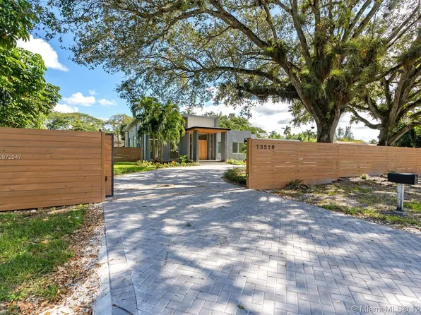 15519 NE 2nd Ave, Miami, FL 33162