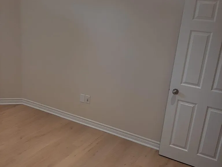 23 Sweet Water Cres #BASEMENT — Photo 11