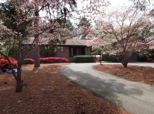 11 Pine Ridge Dr, Whispering Pines, NC 28327