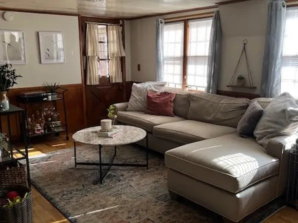 74 Bedford St #1, Bridgewater, MA 02324