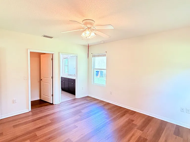 9803 Pepper Tree Pl — Photo 6