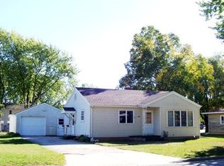 1412 Adams St, Algoma, WI 54201