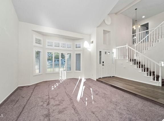 5th image of 38925 Glenwood Dr