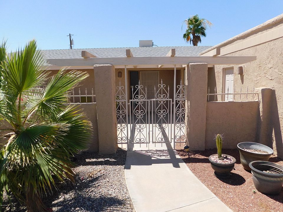 1st image of 3355 Thunderbird Dr