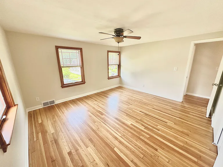 165 Belmar Blvd — Photo 16