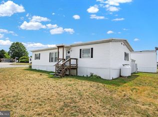 182 Chesapeake Est, Thomasville, PA