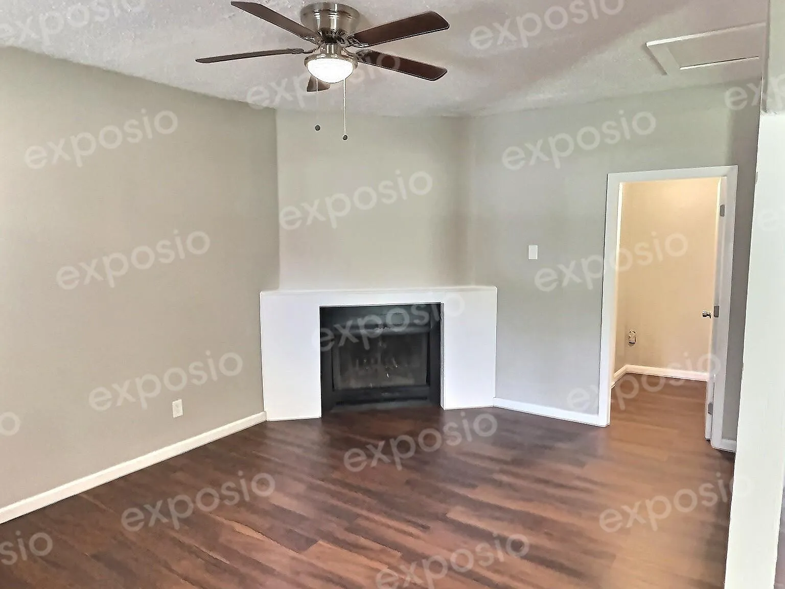 673 Jeb Stuart Dr — Photo 3