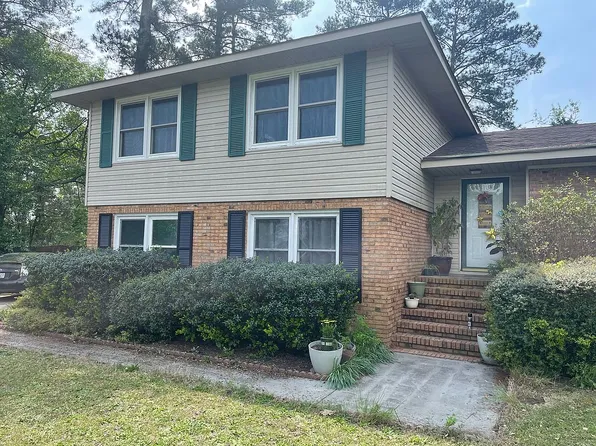 172 Creekview Cir, Martinez, GA 30907