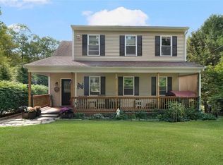 193 Lake Washington Dr, Glocester, RI 02814