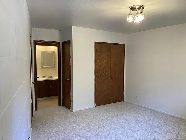 14407 Kingsley Ave — Photo 13