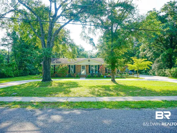 5780 Ryals St, Satsuma, AL 36572