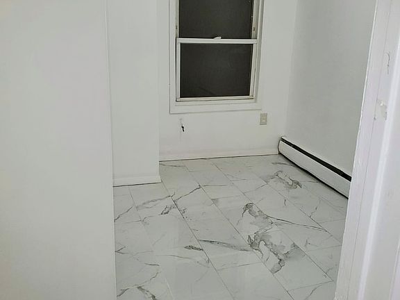 4th image of 85 Logan Ave Floor 2