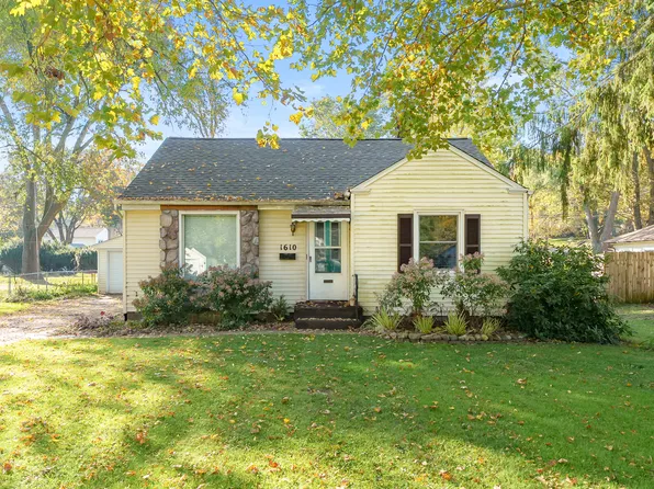 1610 Fulton St, Kalamazoo, MI 49001