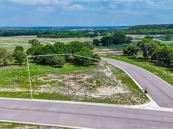 Stonelake Trl, Belton, TX 76513