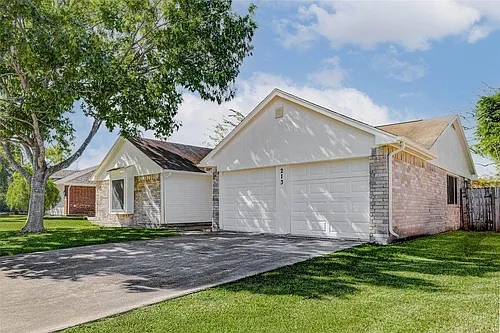 213 Willoughby Dr Photo 1
