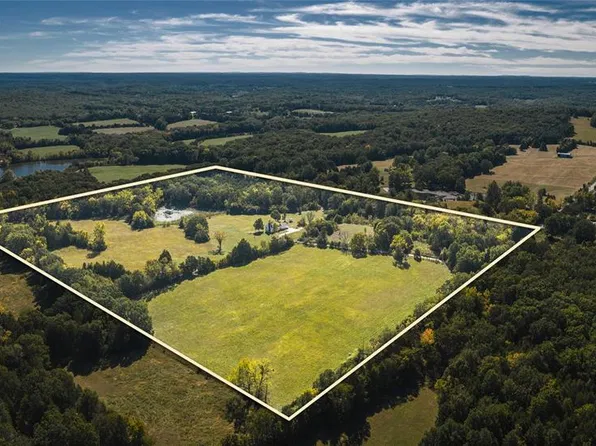 8134 Diamond School Rd, Luebbering, MO 63061