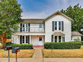 305 S Lee St, Valley View, TX 76272