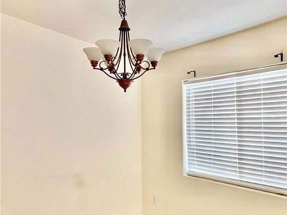 4th image of 2050 Los Feliz St Unit 114