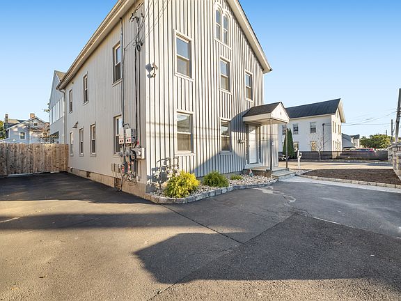 Private 3 car driveway