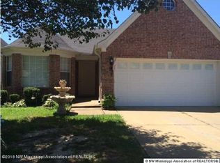 7097 Crape Myrtle Dr, Olive Branch, MS 38654