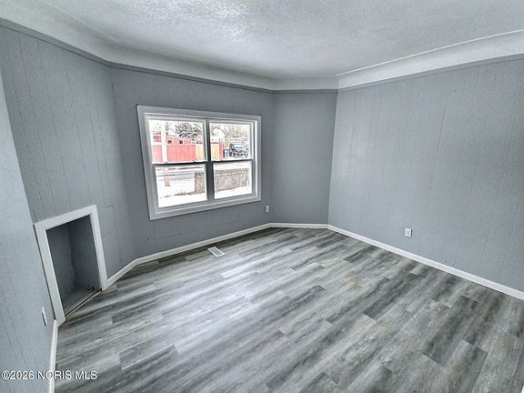 5th image of 1420 Upton Ave