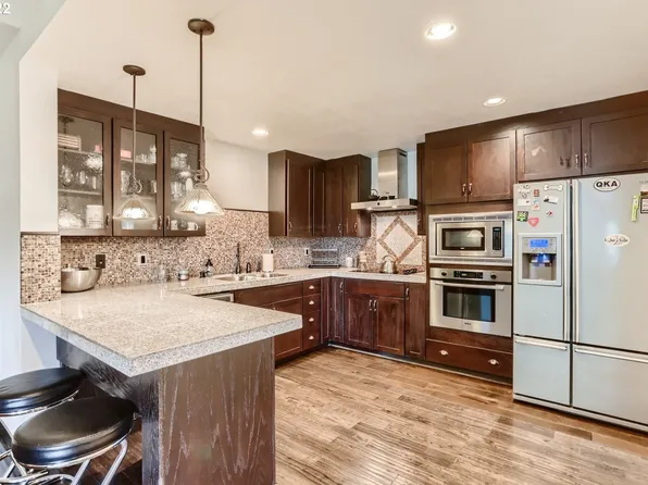 12340 SW Aspen Ridge Dr, Portland, OR 97224