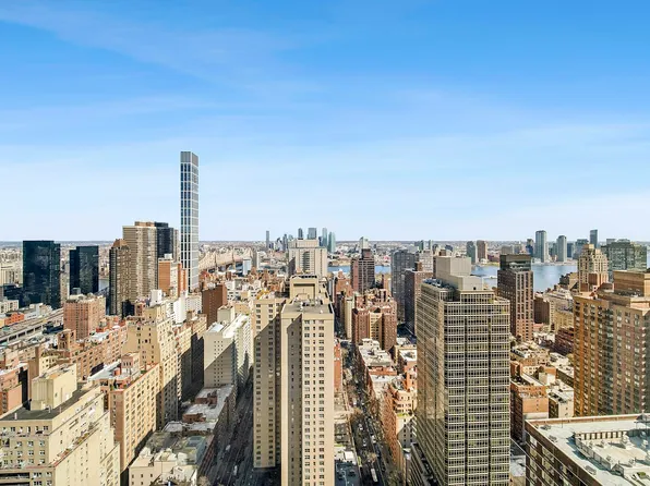 235 East 55th Street 44A image 10 of 10
