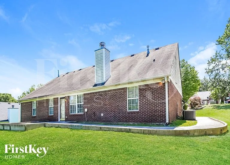 830 James Ridge Dr — Photo 15