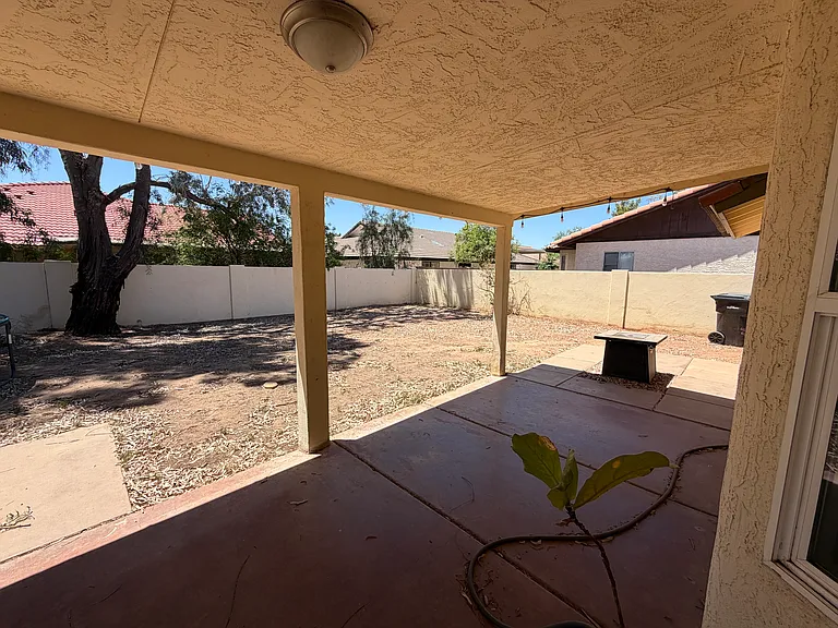 431 E Juanita Ave — Photo 13