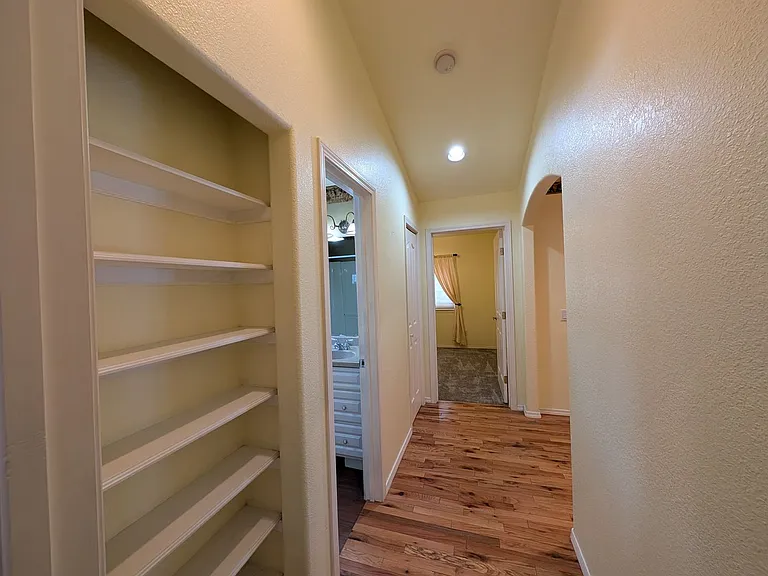 224 Capitan Cir — Photo 10