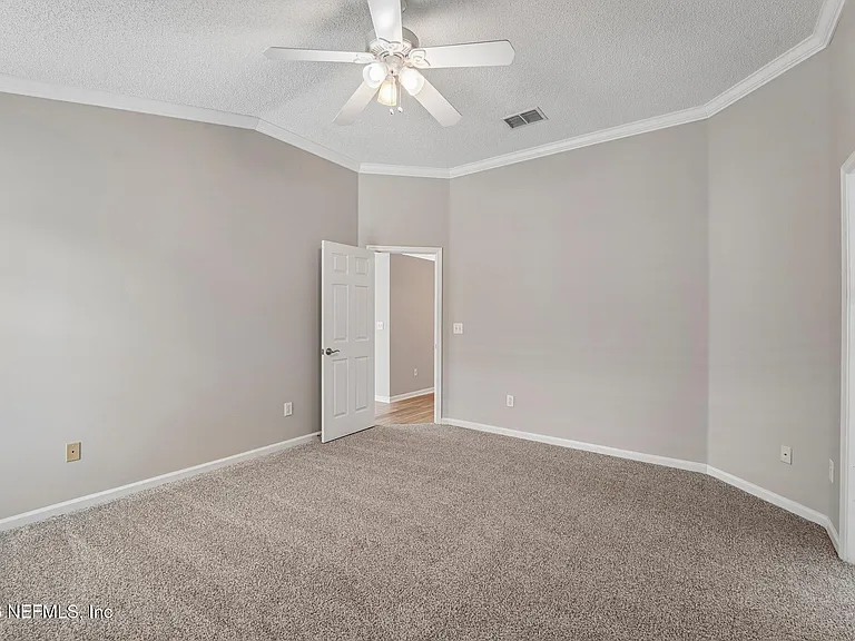 1219 Stern Way — Photo 24