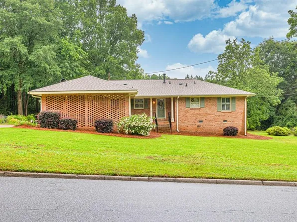 8140 Wood St SE, Covington, GA 30014