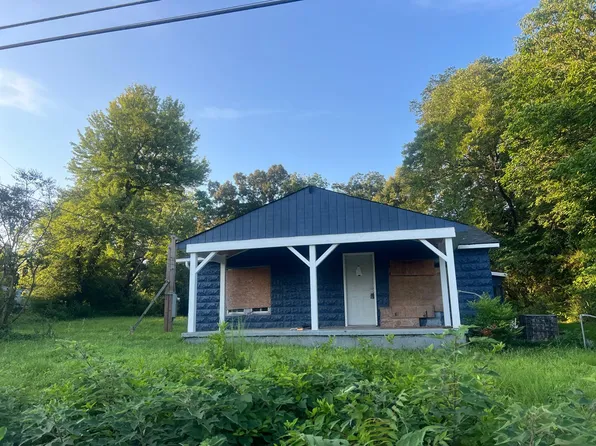 216 Whiteside Rd, Rutherfordton, NC 28139