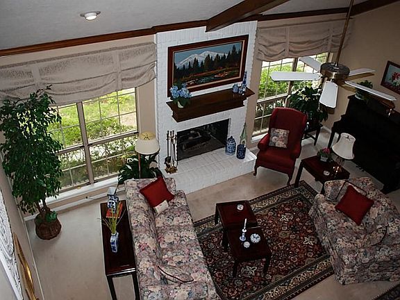 3rd image of 5202 Blue Creek Dr
